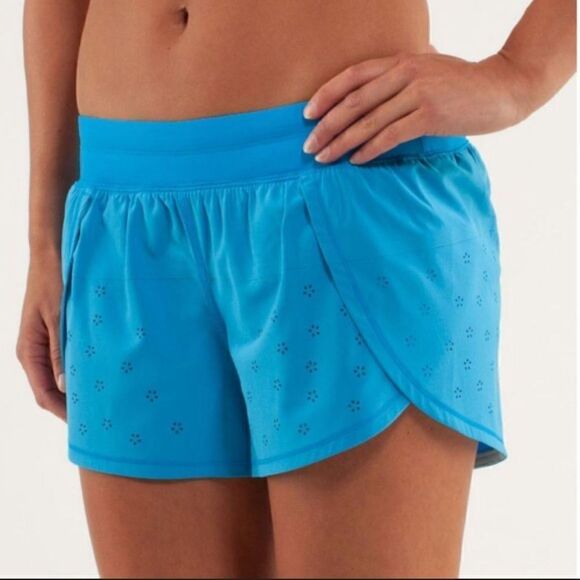 Lululemon   - Picture 1 of 3